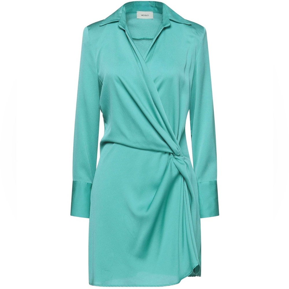 Stunning dress for all body types, brand new